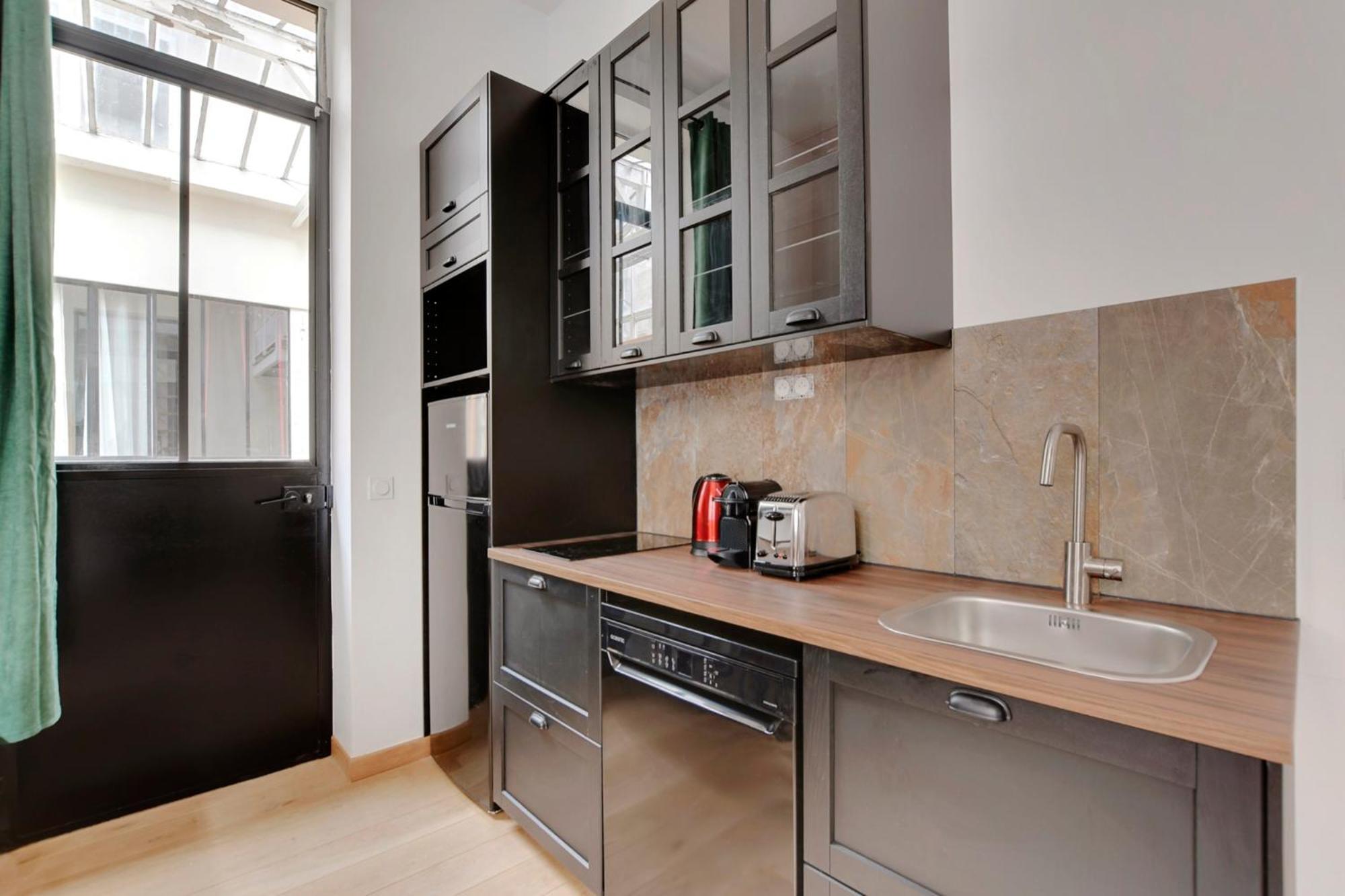 Pick A Flat'S Apartments In Montmartre - Rue Des Cottages Paris Exterior photo